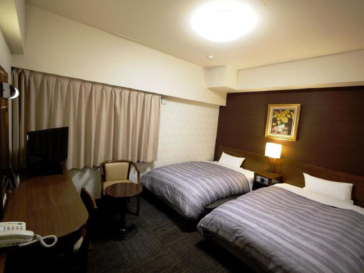 Hotel Route-Inn Yokohama Bashamichi Exterior photo